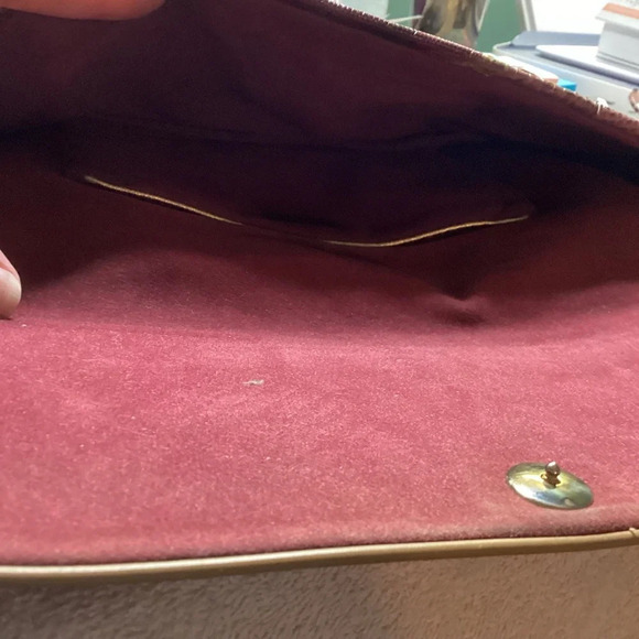 Carlo Fiori envelope purse with chain strap - Picture 4 of 6